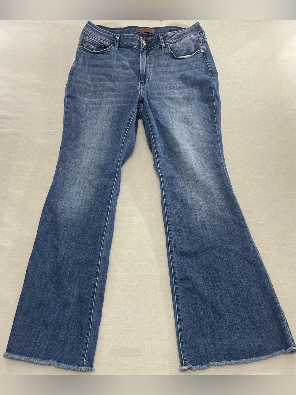 Judy Blue Womens 14W Blue High Rise Flare Jeans Raw Hem Stretch JB82670 (34x32)